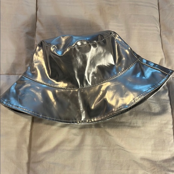 Silver Bucket Hat with Glossy Finish and Flexible Brim - Picture 2 of 2